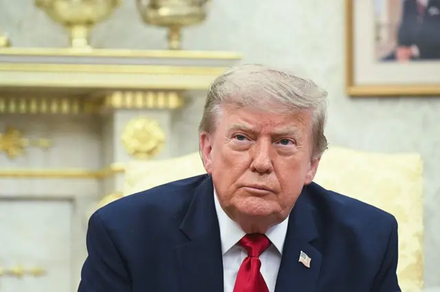 EUA confirmam tarifa de 25% sobre o Brasil: O impacto do "tarifaço" de Trump